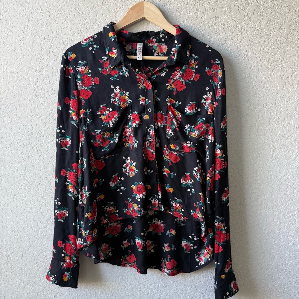 Mudd‎ Black Floral Button Down Shirt